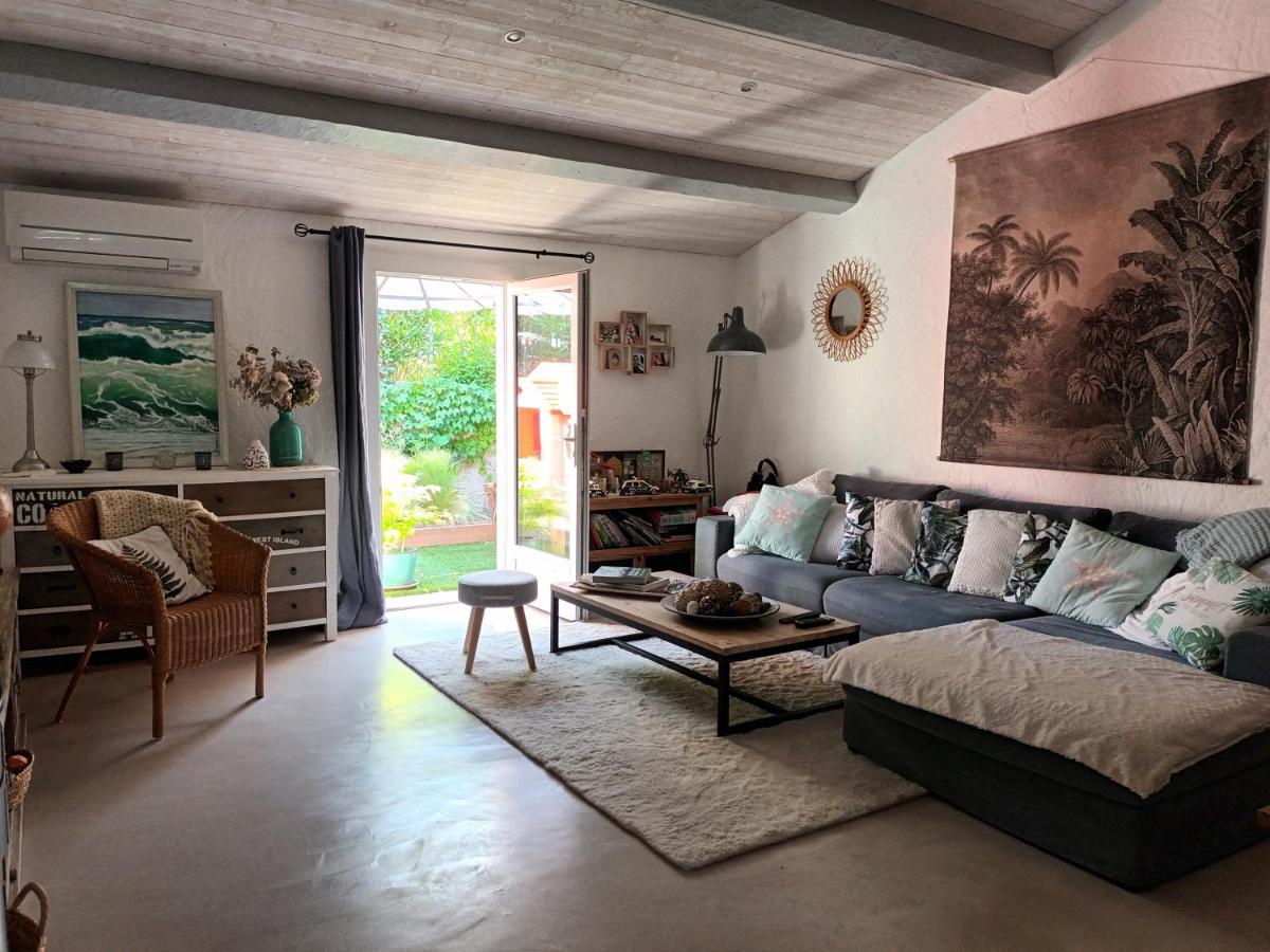 Jolie Villa Lalou Cote D'Azur Trois Chambres Frejus Luaran gambar