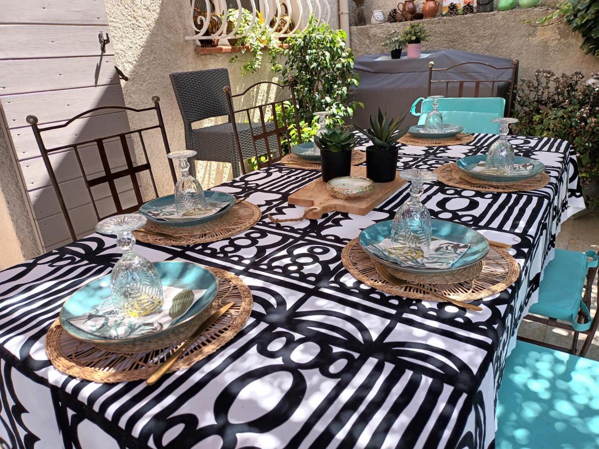 Jolie Villa Lalou Cote D'Azur Trois Chambres Frejus Luaran gambar