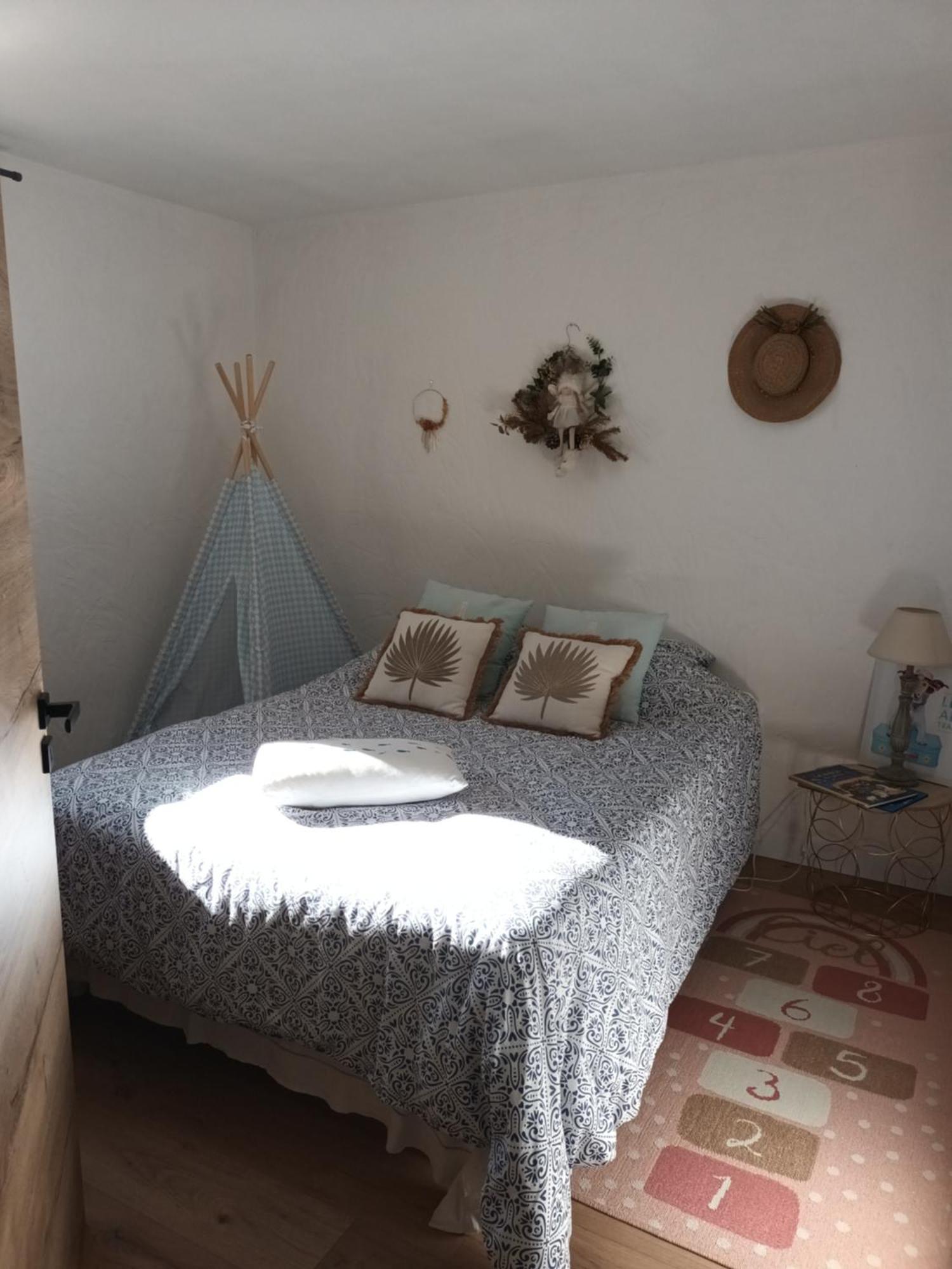 Jolie Villa Lalou Cote D'Azur Trois Chambres Frejus Luaran gambar